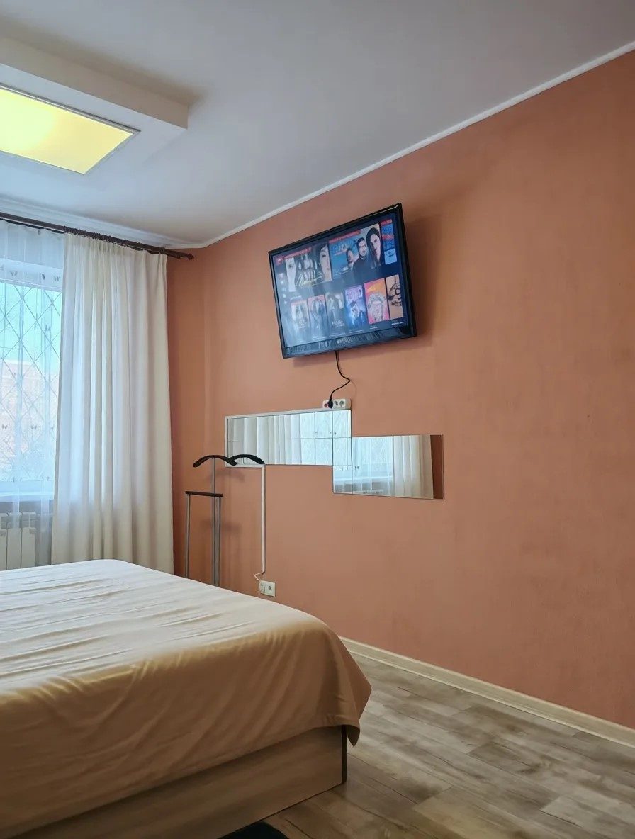 1-к. квартира, 40 м², 3 кровати — миниатюра 4