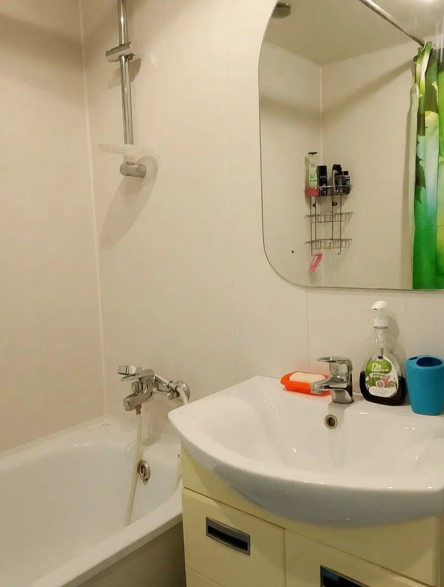 1-к. квартира, 40 м², 3 кровати — миниатюра 8